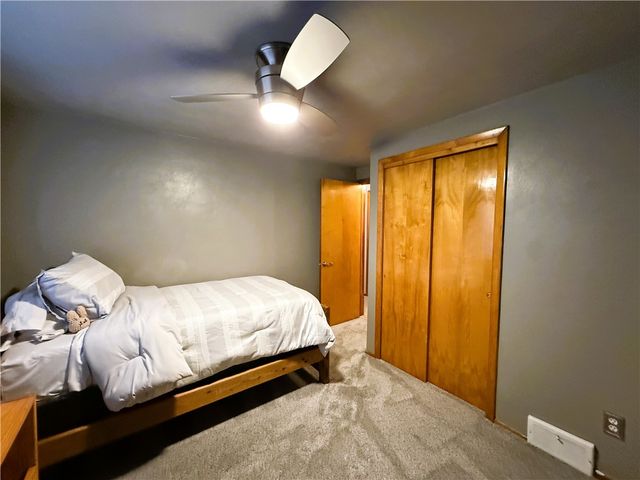 13 Lamplight Dr, Unity Twp, PA 15650