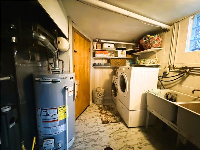 13 Lamplight Dr, Unity Twp, PA 15650