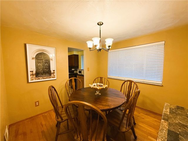 13 Lamplight Dr, Unity Twp, PA 15650