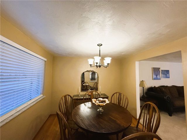 13 Lamplight Dr, Unity Twp, PA 15650