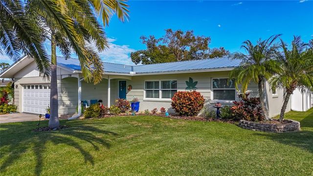 2381 SARAZEN DRIVE, Dunedin, FL 34698