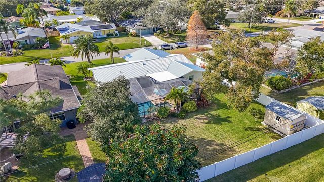 2381 SARAZEN DRIVE, Dunedin, FL 34698