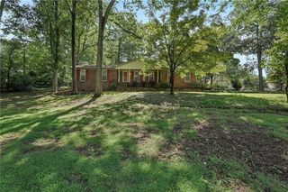 1025 Greenwood Acres Drive, Cumming, GA 30040