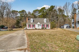 637 Yates Place, Zebulon, NC 27597