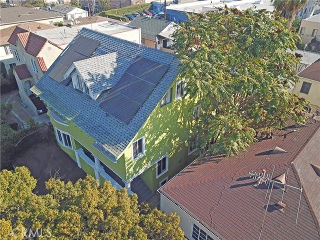 216 S Lake Street, Los Angeles, CA 90057