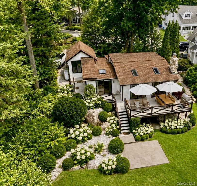 11 Vails Lake Shore Drive, North Salem, NY 10509 — exterior