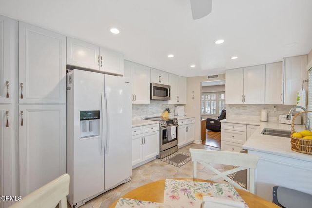 29201 Village 29, Camarillo, CA 93012