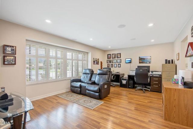 29201 Village 29, Camarillo, CA 93012