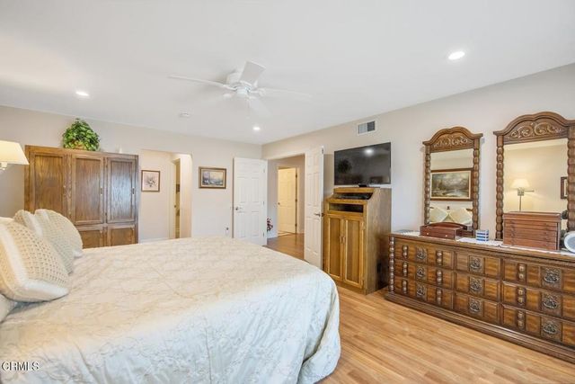 29201 Village 29, Camarillo, CA 93012