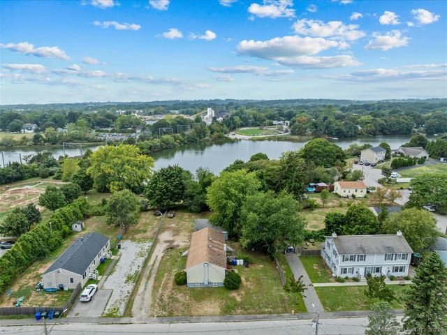 47 Depot Road, Groton, CT 06340
