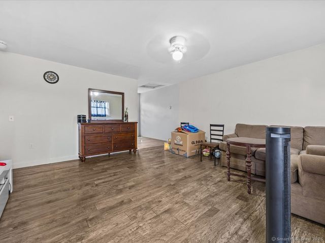 47 Depot Road, Groton, CT 06340