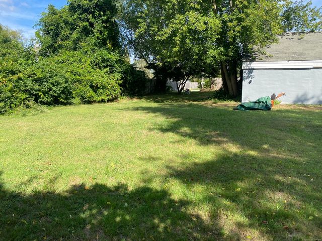47 Depot Road, Groton, CT 06340