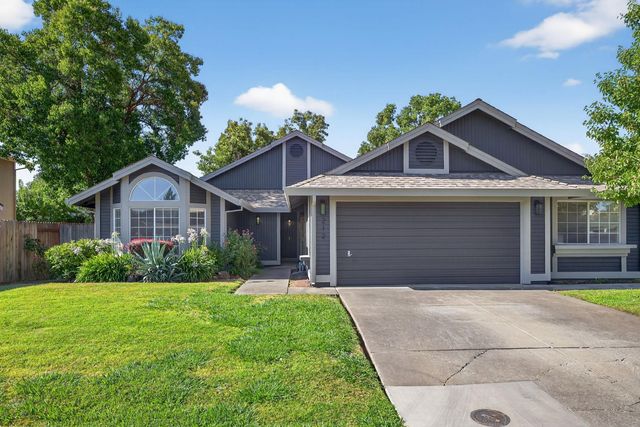 212 Shady Valley Ct, Rio Linda, CA 95673