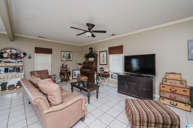 872 PARADISE COVE LANE, Wilsonville, AL 35186