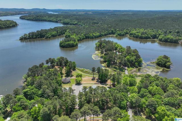 872 PARADISE COVE LANE, Wilsonville, AL 35186