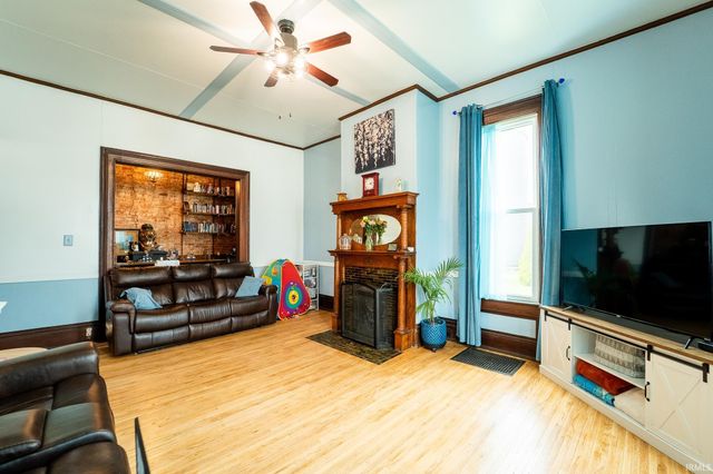 106 E Grace Street, Walton, IN 46994