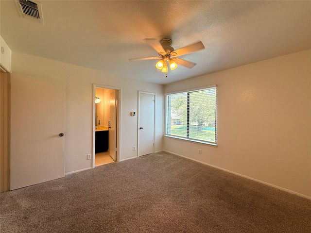 900 W Village LN, Austin, TX 78758