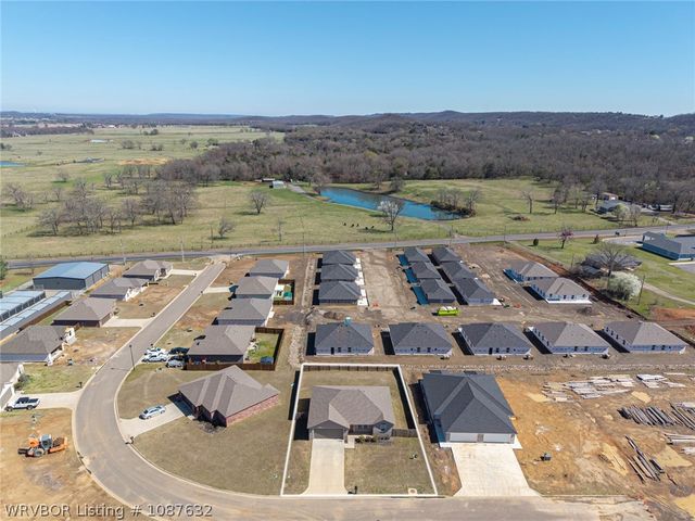 1018 Lavender Road, Bonanza, AR 72916