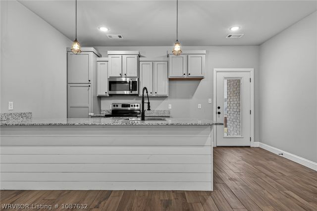 1018 Lavender Road, Bonanza, AR 72916