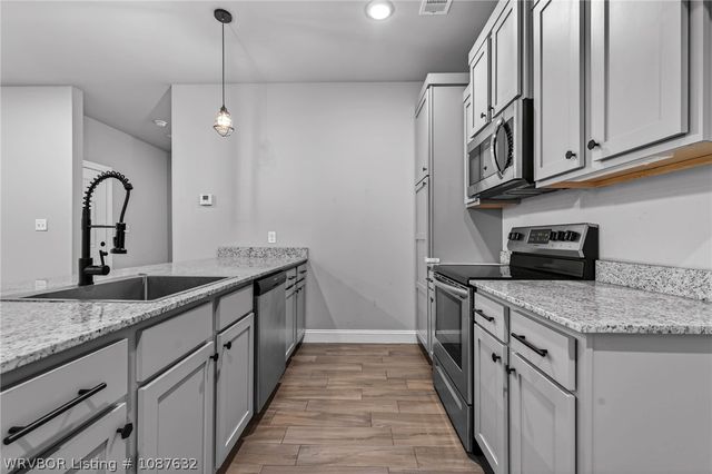 1018 Lavender Road, Bonanza, AR 72916