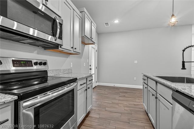 1018 Lavender Road, Bonanza, AR 72916