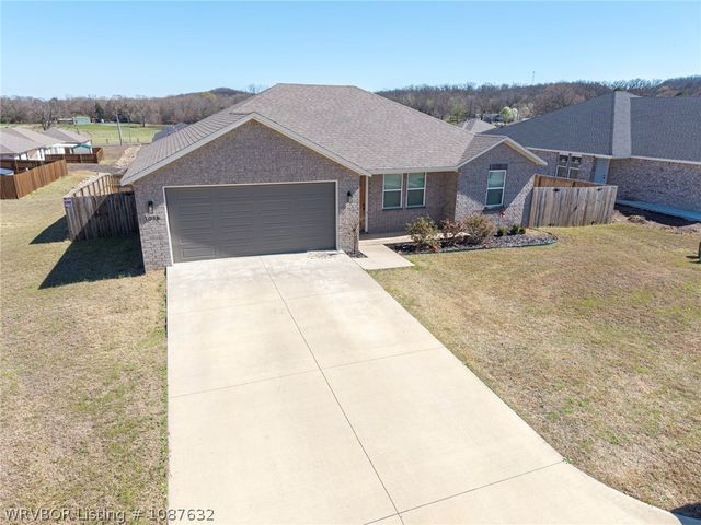 1018 Lavender Road, Bonanza, AR 72916