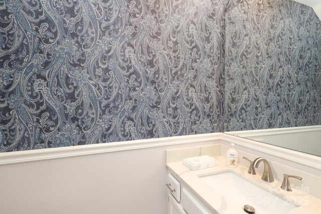 9900 Colvard Circle, Charlotte, NC 28269