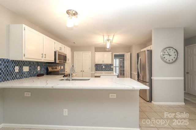 9900 Colvard Circle, Charlotte, NC 28269