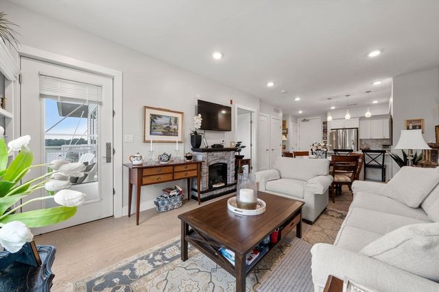 130 Broad Reach 302, Weymouth, MA 02191