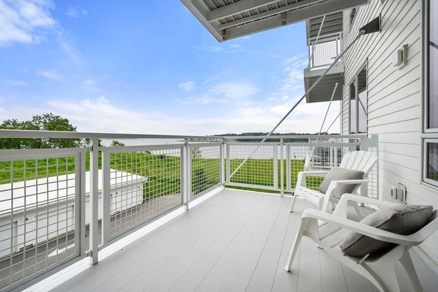 130 Broad Reach 302, Weymouth, MA 02191