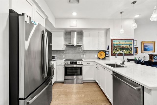 130 Broad Reach 302, Weymouth, MA 02191