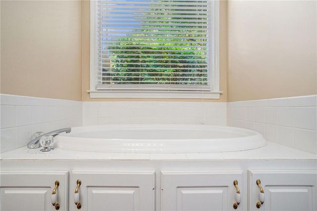 40 Wentworth Drive, Oxford, GA 30054