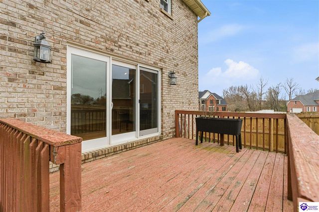 1516 Yorkshire Drive, Elizabethtown, KY 42701