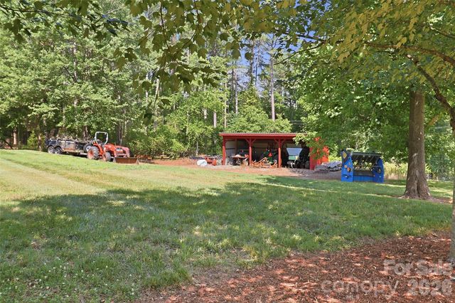 140 Ross Grove Road W, Shelby, NC 28150