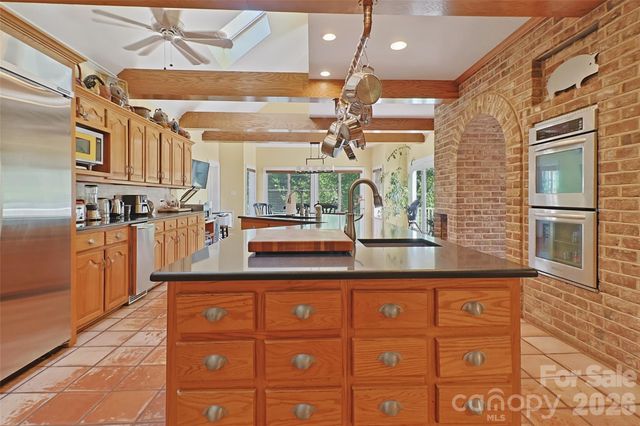 140 Ross Grove Road W, Shelby, NC 28150