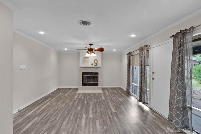 9629 Fairlawn Court, Shreveport, LA 71118