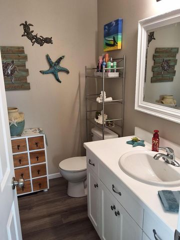 442 Foxtail Drive E, West Fargo, ND 58078