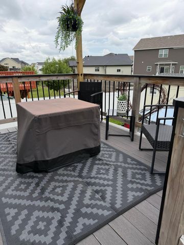 442 Foxtail Drive E, West Fargo, ND 58078