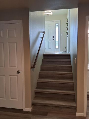 442 Foxtail Drive E, West Fargo, ND 58078