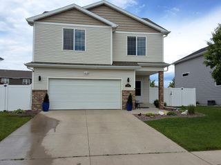 442 Foxtail Drive E, West Fargo, ND 58078