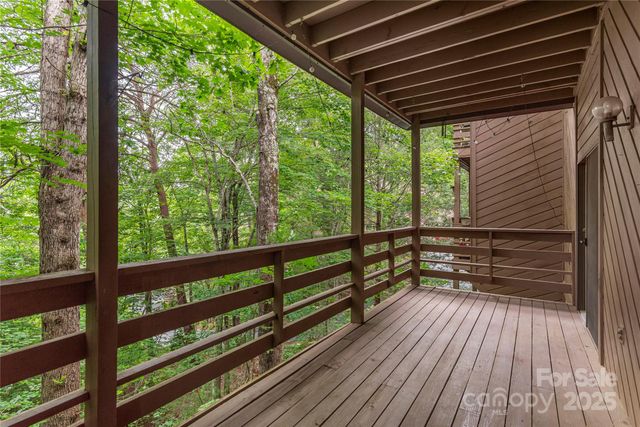305 Piney Mountain Drive R1, Asheville, NC 28805