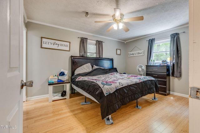 138 Lexington Avenue, Elizabethton, TN 37643