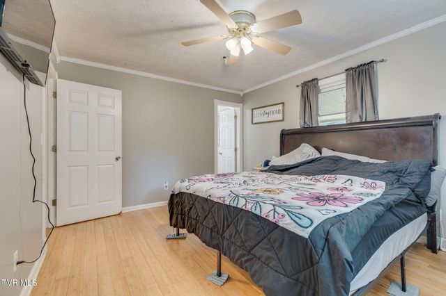 138 Lexington Avenue, Elizabethton, TN 37643