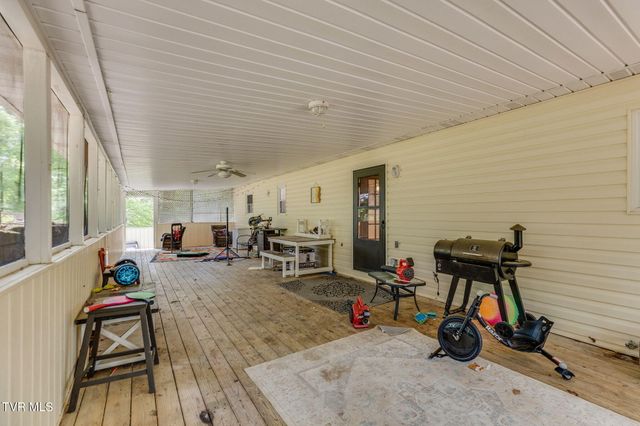 138 Lexington Avenue, Elizabethton, TN 37643
