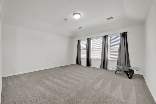 702 Pearl Way, Arlington, TX 76002