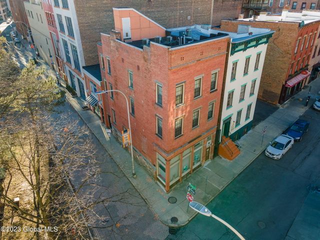 46 Columbia Street, Albany, NY 12207