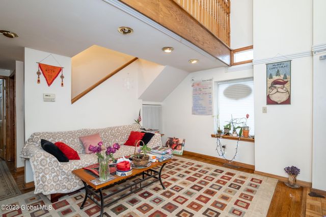 46 Columbia Street, Albany, NY 12207