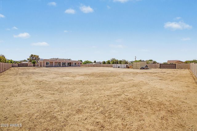14029 N 180TH Avenue, Surprise, AZ 85388