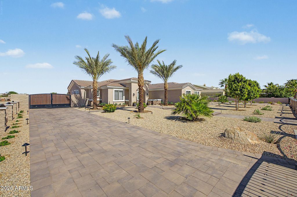 14029 N 180TH Avenue, Surprise, AZ 85388 — photo 4