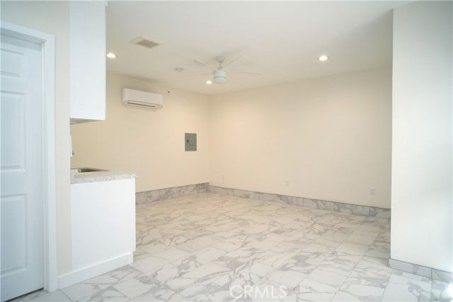 8163 Willis Avenue, Panorama City (los Angeles), CA 91402